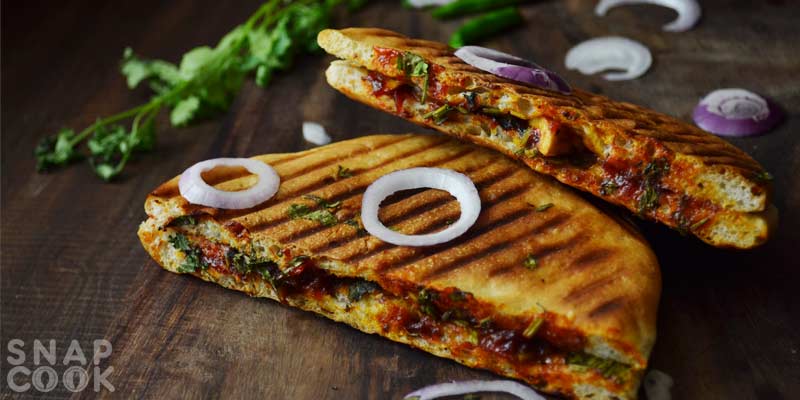 How to make Paneer Stuffed Kulcha recipe step by step with [VIDEO]